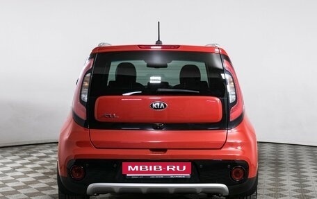 KIA Soul II рестайлинг, 2018 год, 1 540 000 рублей, 6 фотография