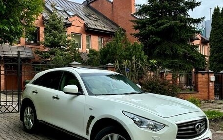 Infiniti FX II, 2012 год, 1 900 000 рублей, 3 фотография