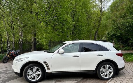 Infiniti FX II, 2012 год, 1 900 000 рублей, 17 фотография