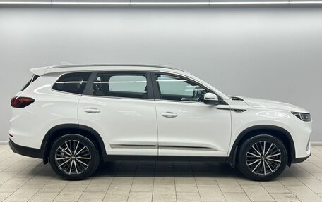 Chery Tiggo 8 Pro, 2021 год, 1 799 000 рублей, 5 фотография