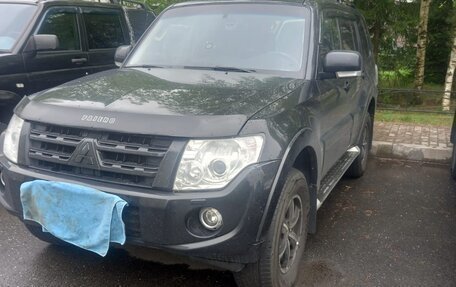 Mitsubishi Pajero IV, 2012 год, 2 600 000 рублей, 2 фотография