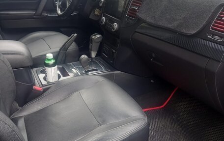 Mitsubishi Pajero IV, 2012 год, 2 600 000 рублей, 4 фотография
