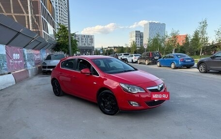 Opel Astra J, 2012 год, 900 000 рублей, 2 фотография