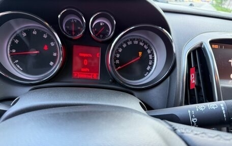Opel Astra J, 2012 год, 900 000 рублей, 11 фотография