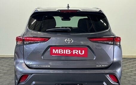 Toyota Highlander, 2021 год, 4 400 000 рублей, 5 фотография