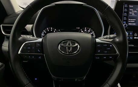 Toyota Highlander, 2021 год, 4 400 000 рублей, 17 фотография