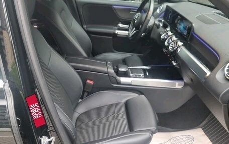 Mercedes-Benz GLB, 2021 год, 4 290 000 рублей, 7 фотография