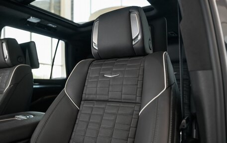 Cadillac Escalade V, 2025 год, 22 990 000 рублей, 20 фотография