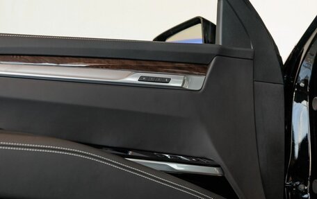 Cadillac Escalade V, 2025 год, 22 990 000 рублей, 18 фотография