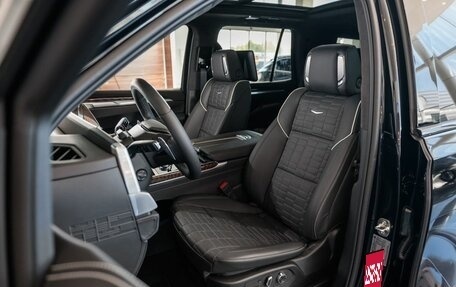 Cadillac Escalade V, 2025 год, 22 990 000 рублей, 19 фотография