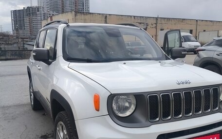 Jeep Renegade I рестайлинг, 2020 год, 1 790 000 рублей, 2 фотография