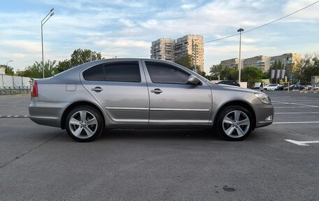 Skoda Octavia, 2011 год, 1 050 000 рублей, 2 фотография