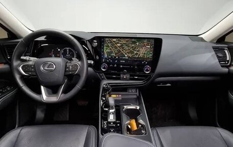 Lexus NX, 2022 год, 5 490 000 рублей, 11 фотография