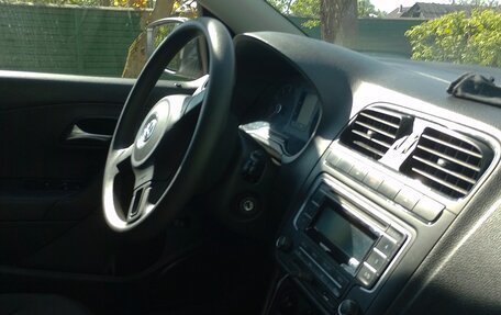 Volkswagen Polo VI (EU Market), 2014 год, 800 000 рублей, 6 фотография