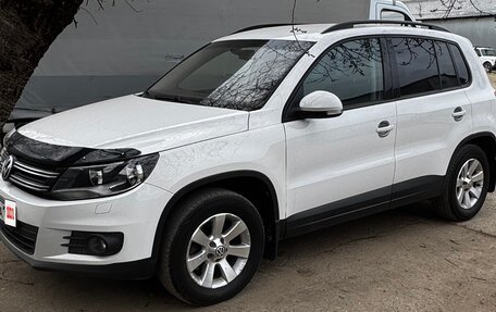 Volkswagen Tiguan I, 2011 год, 1 200 000 рублей, 2 фотография