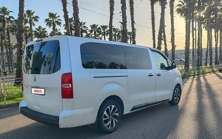 Peugeot Traveller I, 2018 год, 2 550 000 рублей, 11 фотография