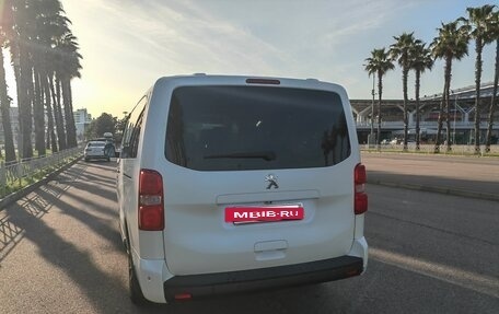Peugeot Traveller I, 2018 год, 2 550 000 рублей, 8 фотография
