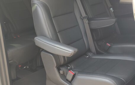 Peugeot Traveller I, 2018 год, 2 550 000 рублей, 21 фотография