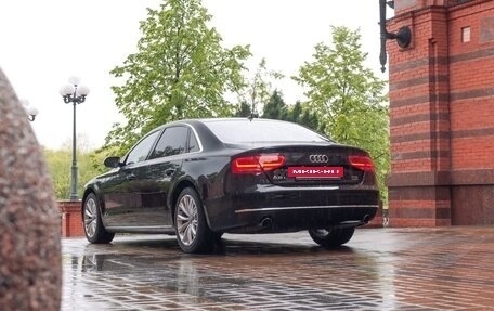 Audi A8, 2012 год, 2 550 000 рублей, 11 фотография