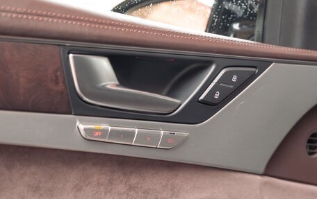Audi A8, 2012 год, 2 550 000 рублей, 25 фотография