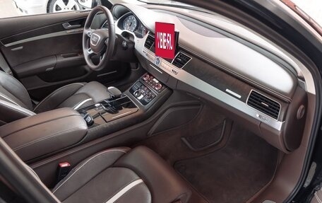 Audi A8, 2012 год, 2 550 000 рублей, 37 фотография