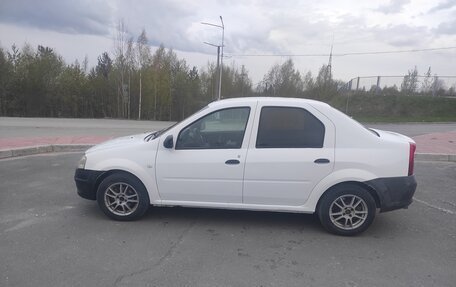 Renault Logan I, 2014 год, 300 000 рублей, 3 фотография