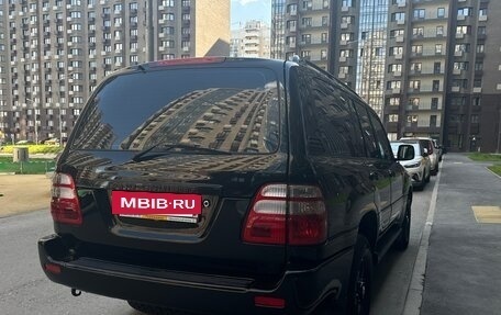Toyota Land Cruiser 100 рестайлинг 2, 2003 год, 2 999 999 рублей, 3 фотография