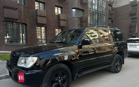 Toyota Land Cruiser 100 рестайлинг 2, 2003 год, 2 999 999 рублей, 5 фотография
