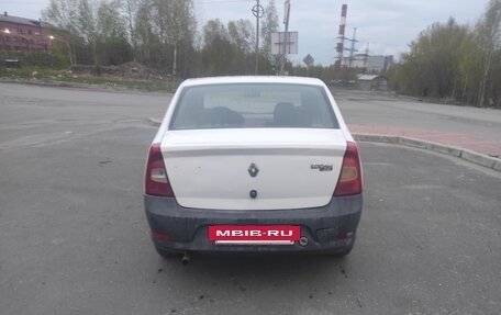 Renault Logan I, 2014 год, 300 000 рублей, 4 фотография