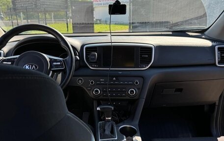KIA Sportage IV рестайлинг, 2020 год, 2 100 000 рублей, 12 фотография