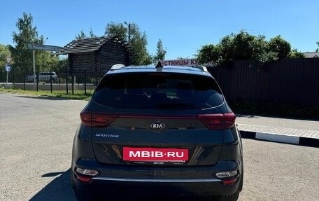 KIA Sportage IV рестайлинг, 2020 год, 2 100 000 рублей, 3 фотография