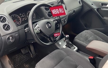Volkswagen Tiguan I, 2015 год, 1 700 000 рублей, 6 фотография