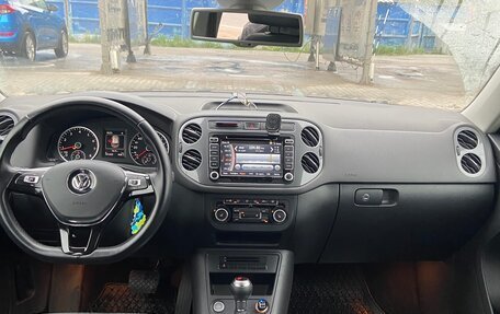 Volkswagen Tiguan I, 2015 год, 1 700 000 рублей, 7 фотография