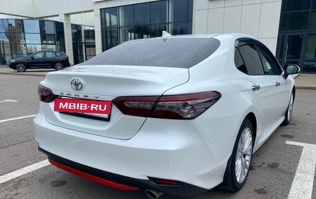 Toyota Camry, 2018 год, 2 650 000 рублей, 2 фотография