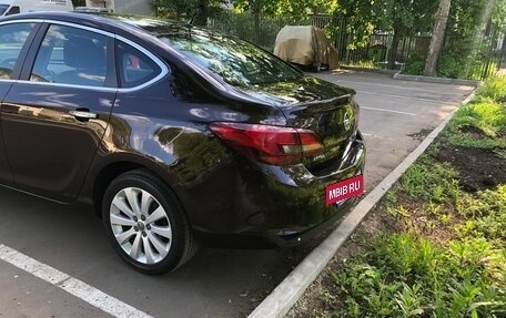 Opel Astra J, 2013 год, 1 520 000 рублей, 18 фотография