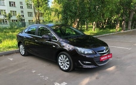 Opel Astra J, 2013 год, 1 520 000 рублей, 23 фотография