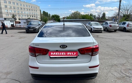 KIA Rio III рестайлинг, 2016 год, 1 019 000 рублей, 6 фотография