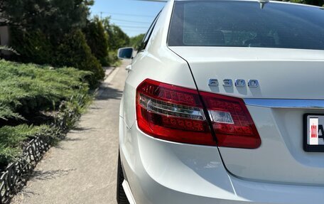 Mercedes-Benz E-Класс, 2011 год, 2 500 000 рублей, 11 фотография