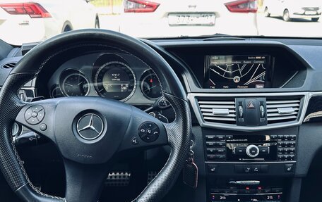 Mercedes-Benz E-Класс, 2011 год, 2 500 000 рублей, 16 фотография