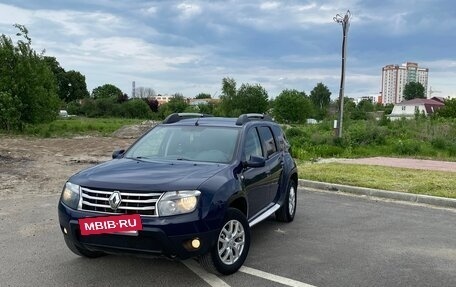 Renault Duster I рестайлинг, 2014 год, 940 000 рублей, 2 фотография