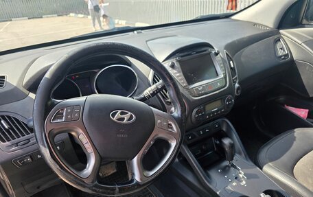 Hyundai ix35 I рестайлинг, 2013 год, 1 450 000 рублей, 10 фотография
