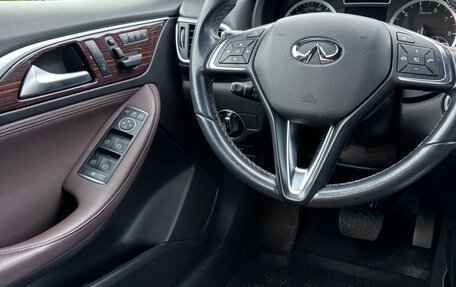 Infiniti Q30, 2016 год, 2 300 000 рублей, 6 фотография