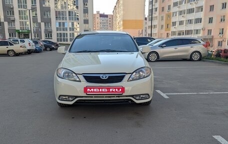 Daewoo Gentra II, 2014 год, 690 000 рублей, 2 фотография