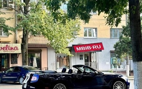 Ford Mustang VI рестайлинг, 2009 год, 1 850 000 рублей, 6 фотография