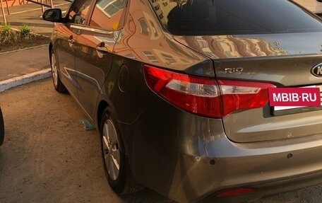 KIA Rio III рестайлинг, 2013 год, 700 000 рублей, 3 фотография