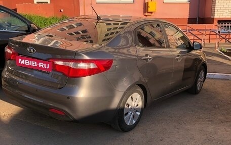 KIA Rio III рестайлинг, 2013 год, 700 000 рублей, 4 фотография