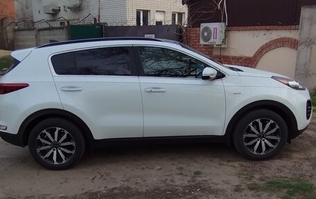 KIA Sportage IV рестайлинг, 2017 год, 2 200 000 рублей, 2 фотография