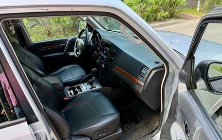 Mitsubishi Pajero IV, 2010 год, 2 120 000 рублей, 5 фотография