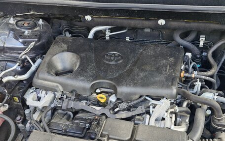 Toyota RAV4, 2019 год, 3 200 000 рублей, 11 фотография