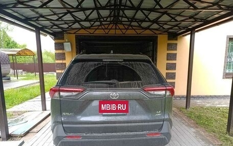 Toyota RAV4, 2019 год, 3 200 000 рублей, 17 фотография